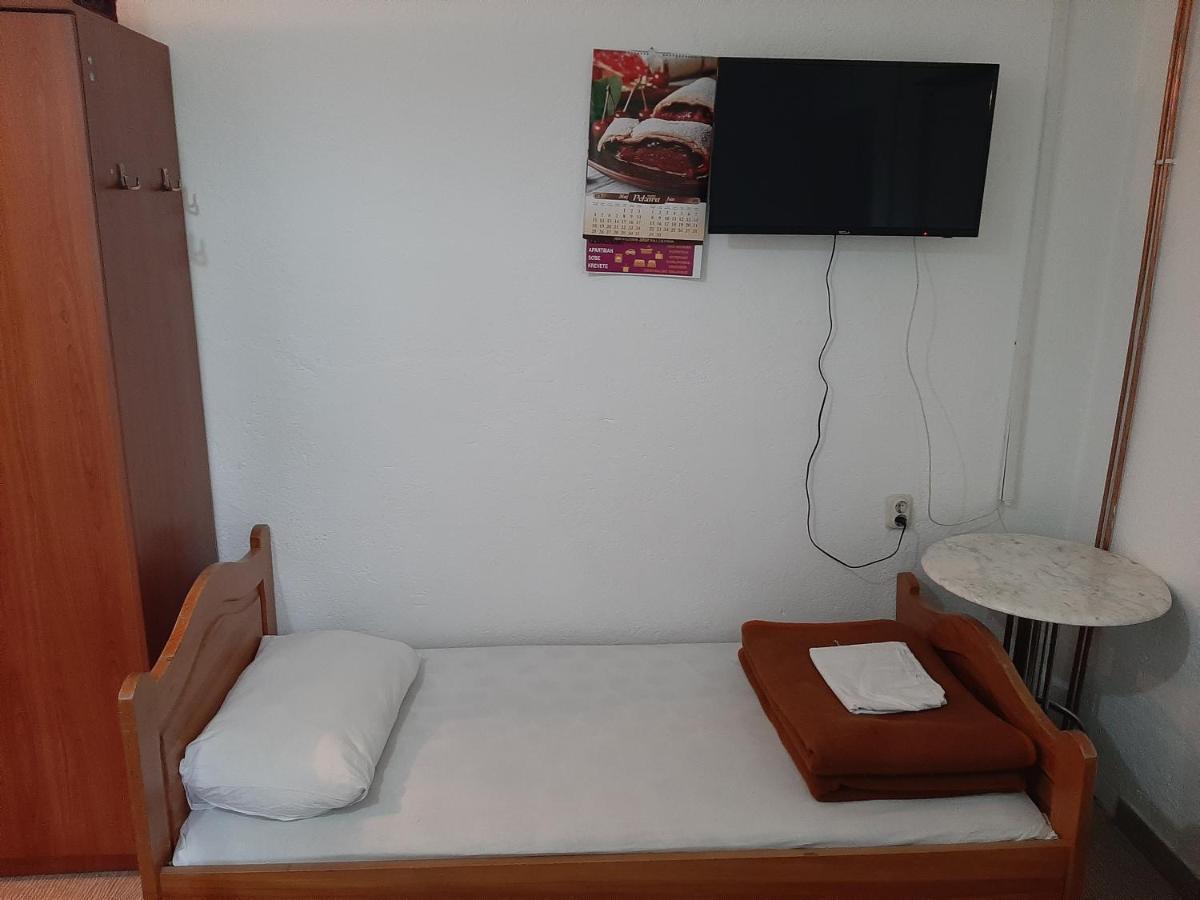Apartmani Herceg Gacko Exterior photo